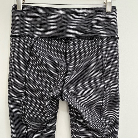 Lululemon tiny geo black white full length leggings zippered pockets luxtreme 6 - Picture 4 of 11
